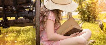 image fille livre